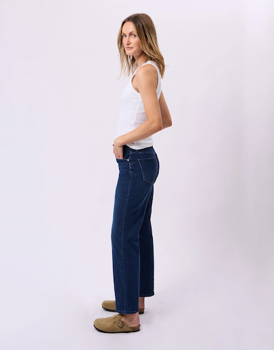 EMILY-2832