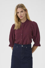 TONI9827